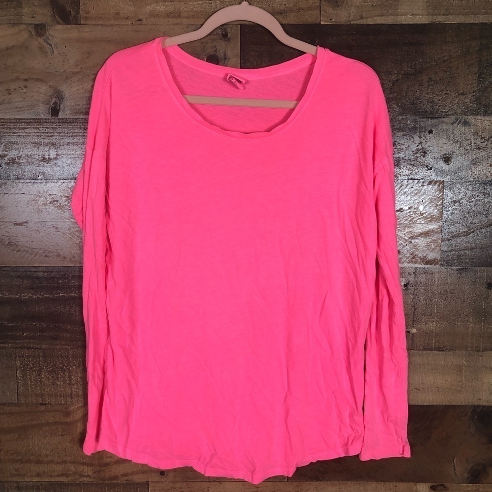 Pink Victoria’s‎ Secret sleepwear top